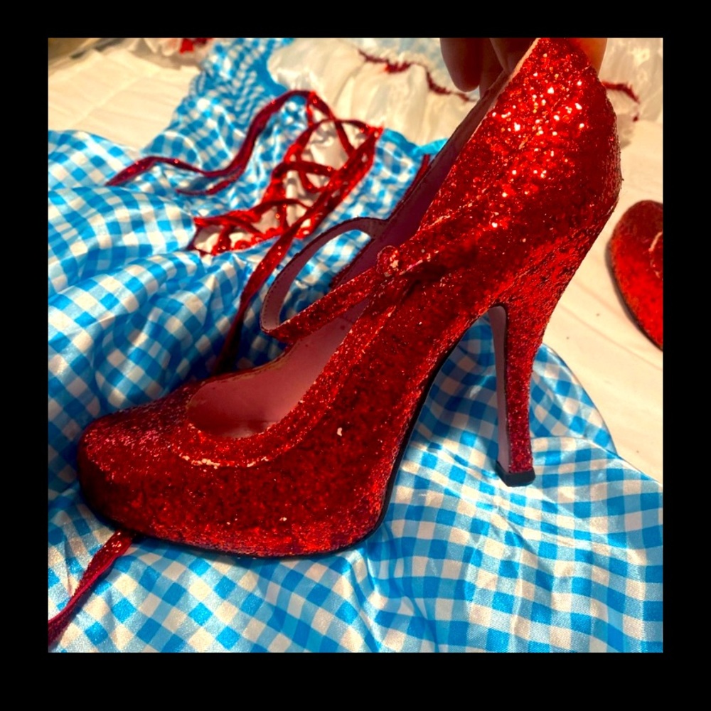 Ruby slipper heels for Dorothy costume Size 8 with box only worn 1x